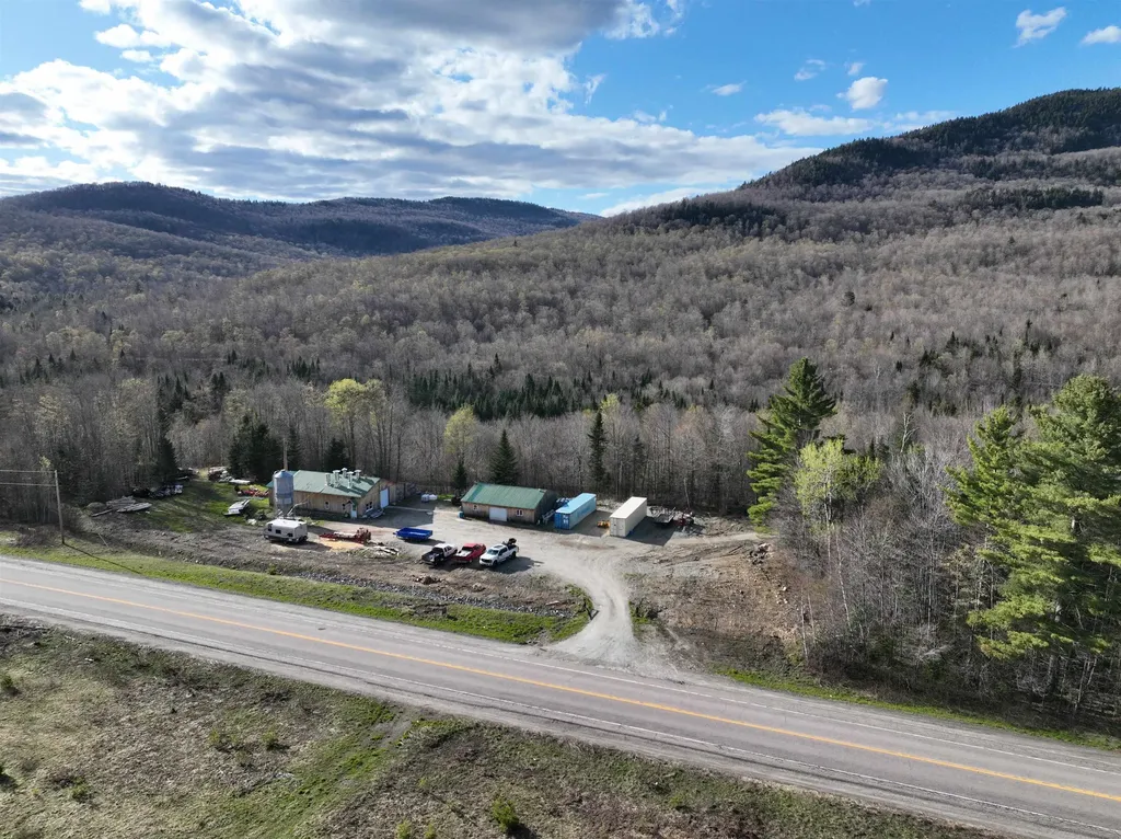 6539 Vt Route 100 Eden VT 05653