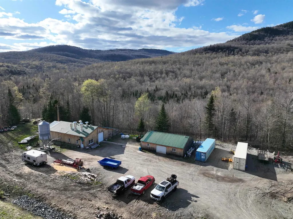 6539 Vt Route 100 Eden VT 05653