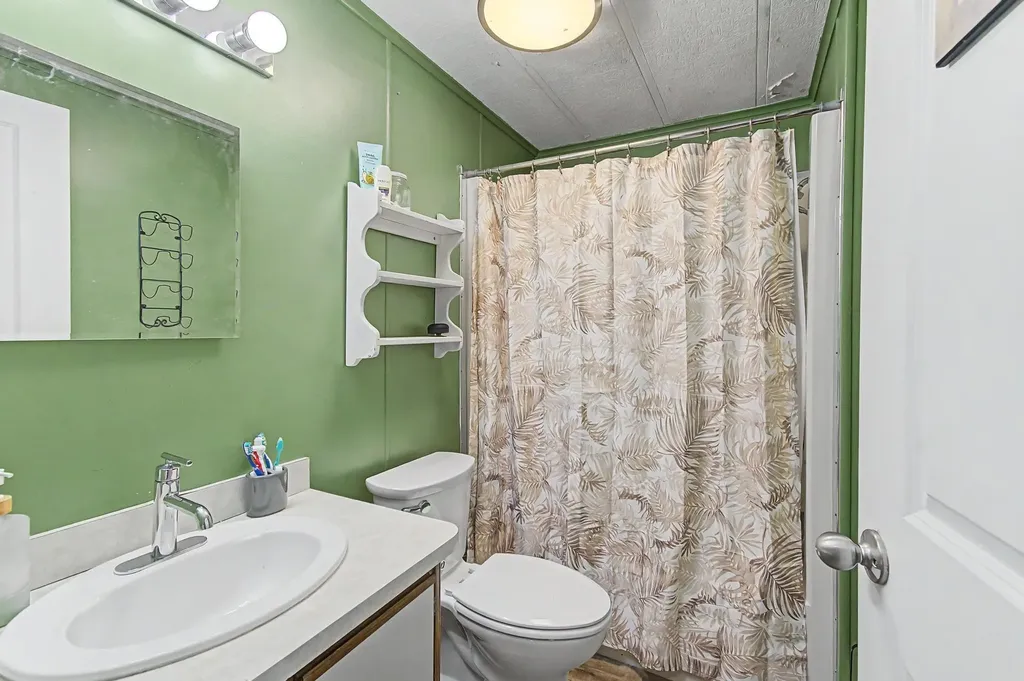 1928 W Corinth Road Washington VT 05675
