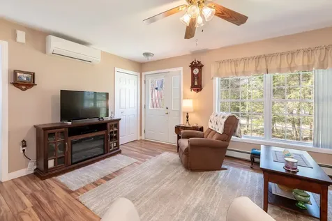 39 Winwood Drive Barnstead NH 03225