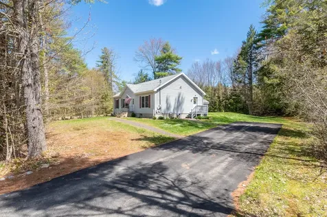 39 Winwood Drive Barnstead NH 03225