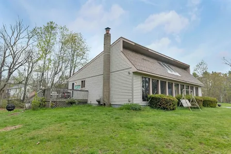 150 Farrarville Road Belmont NH 03220