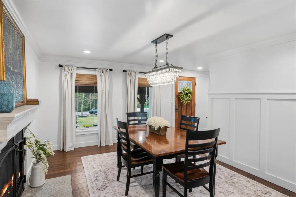 158 Pinecrest Road Litchfield NH 03052