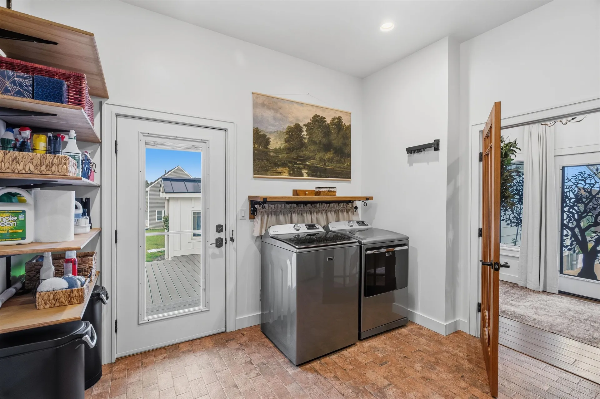 158 Pinecrest Road Litchfield NH 03052