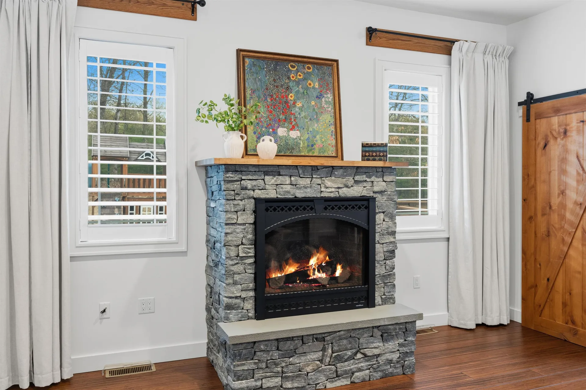 158 Pinecrest Road Litchfield NH 03052
