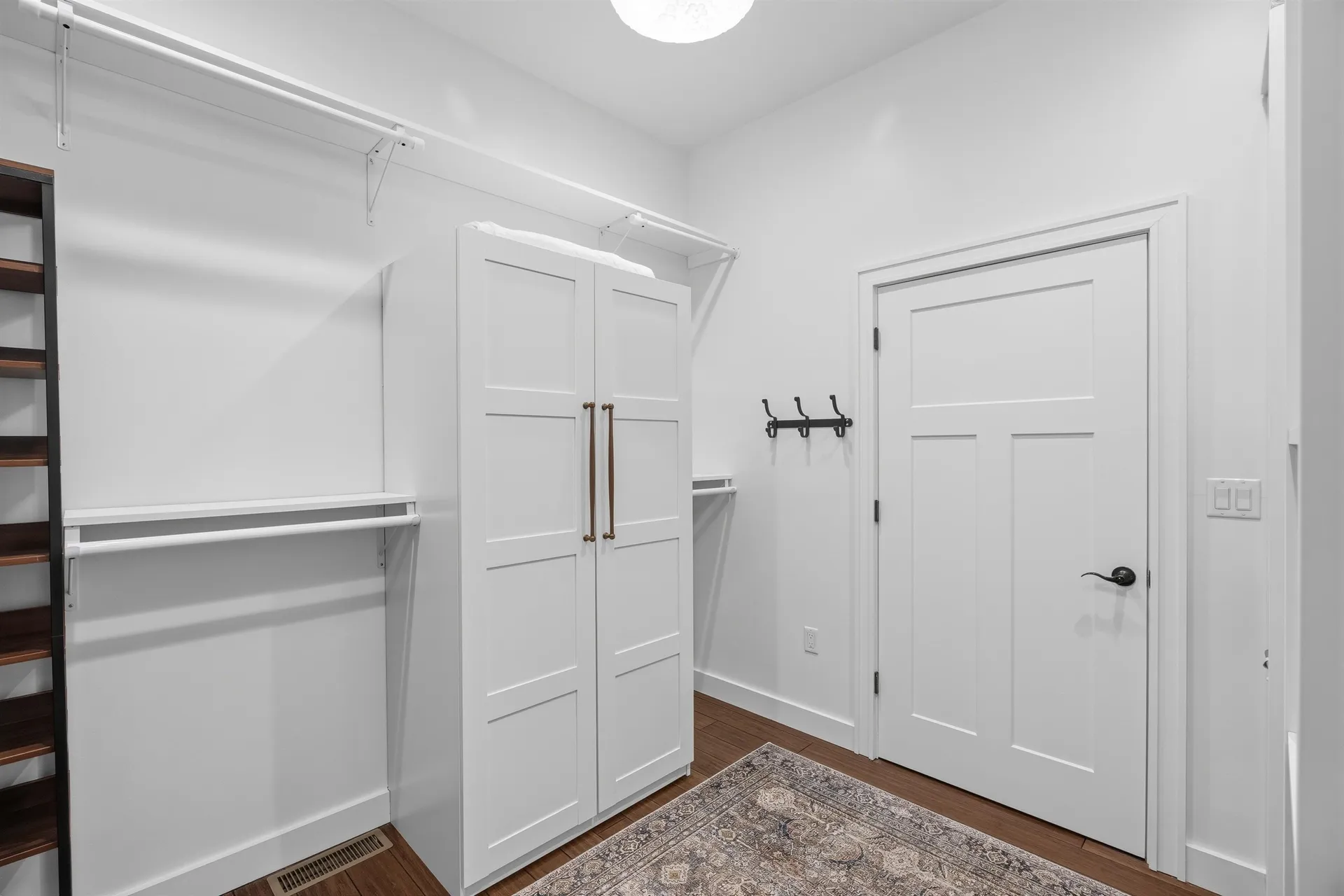 158 Pinecrest Road Litchfield NH 03052