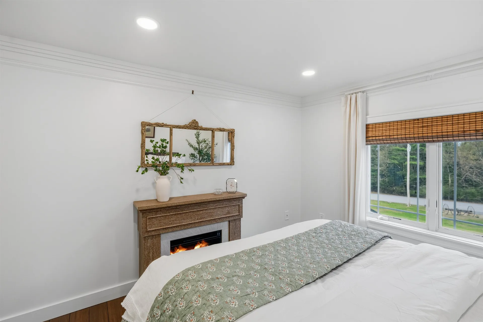 158 Pinecrest Road Litchfield NH 03052