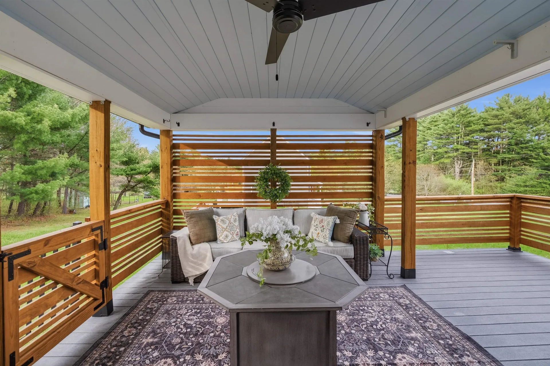 158 Pinecrest Road Litchfield NH 03052