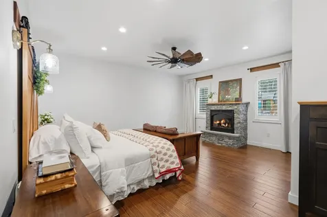 158 Pinecrest Road Litchfield NH 03052