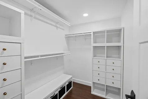 158 Pinecrest Road Litchfield NH 03052