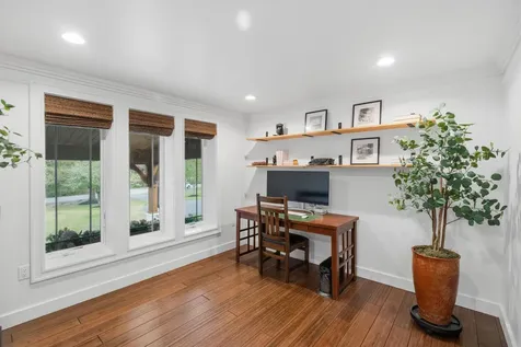 158 Pinecrest Road Litchfield NH 03052