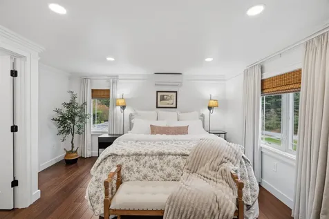 158 Pinecrest Road Litchfield NH 03052