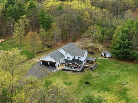 158 Pinecrest Road Litchfield NH 03052