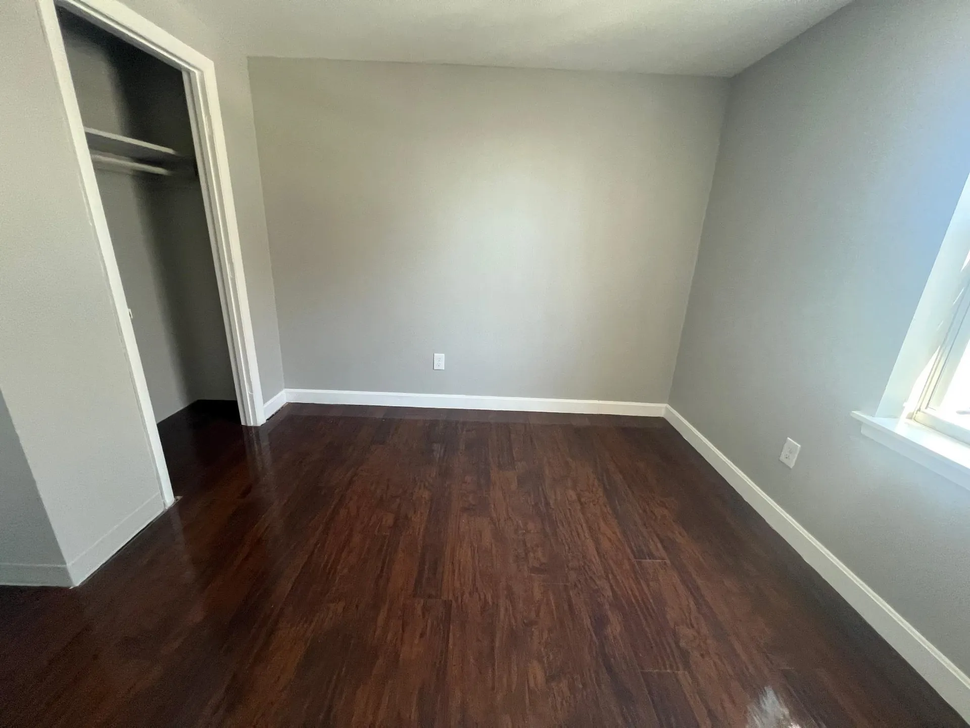 26 Ledge Street Nashua NH 03060