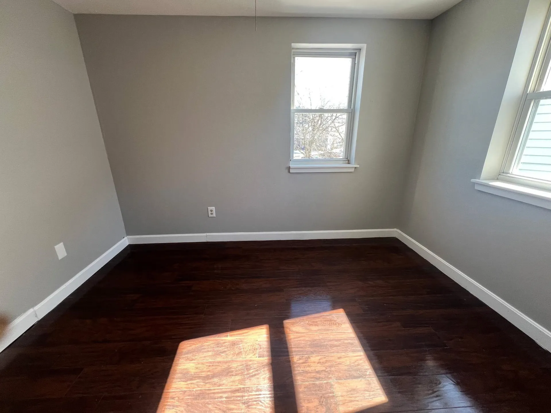 26 Ledge Street Nashua NH 03060