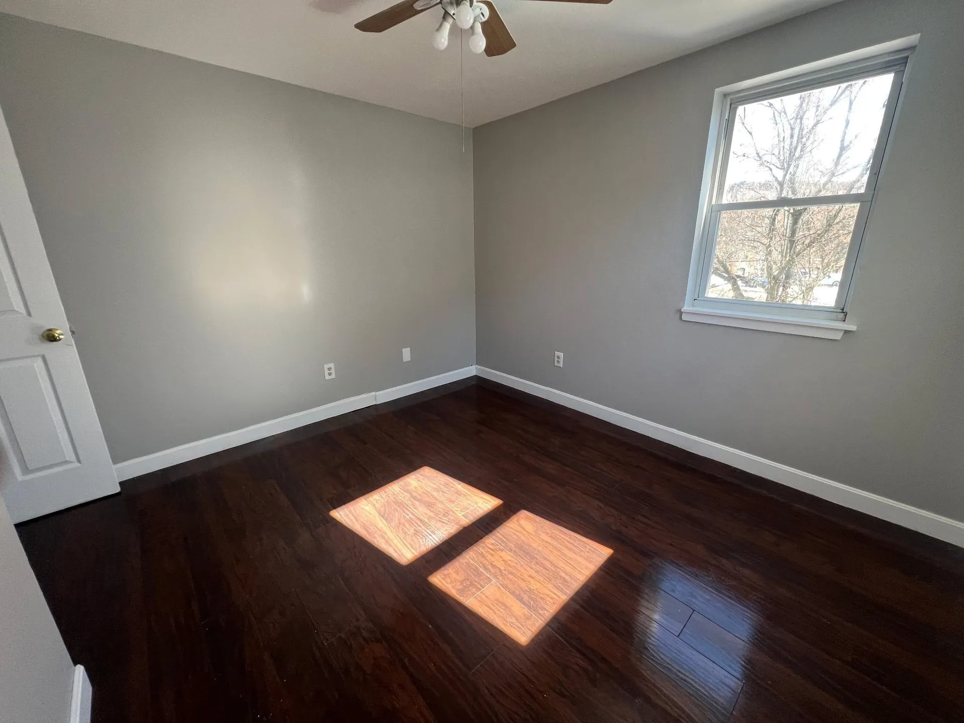 26 Ledge Street Nashua NH 03060