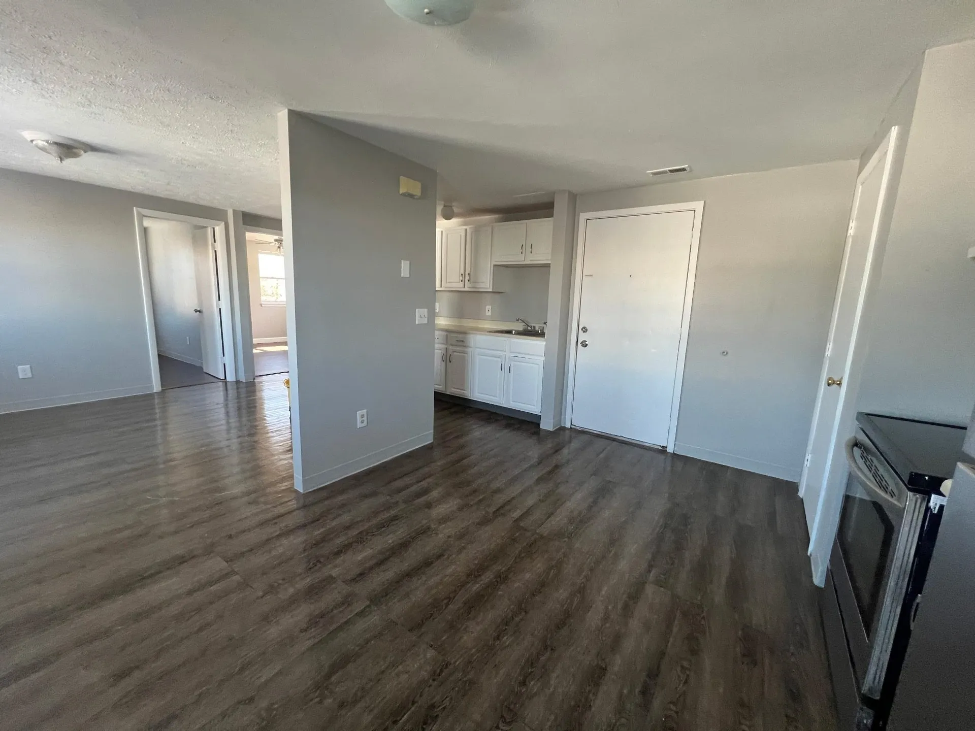 26 Ledge Street Nashua NH 03060