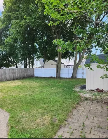 22 Pierce Street Nashua NH 03060