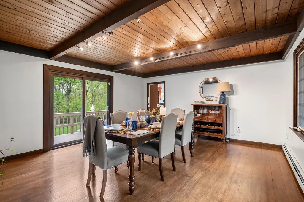 13 Birchwood Circle Bedford NH 03110