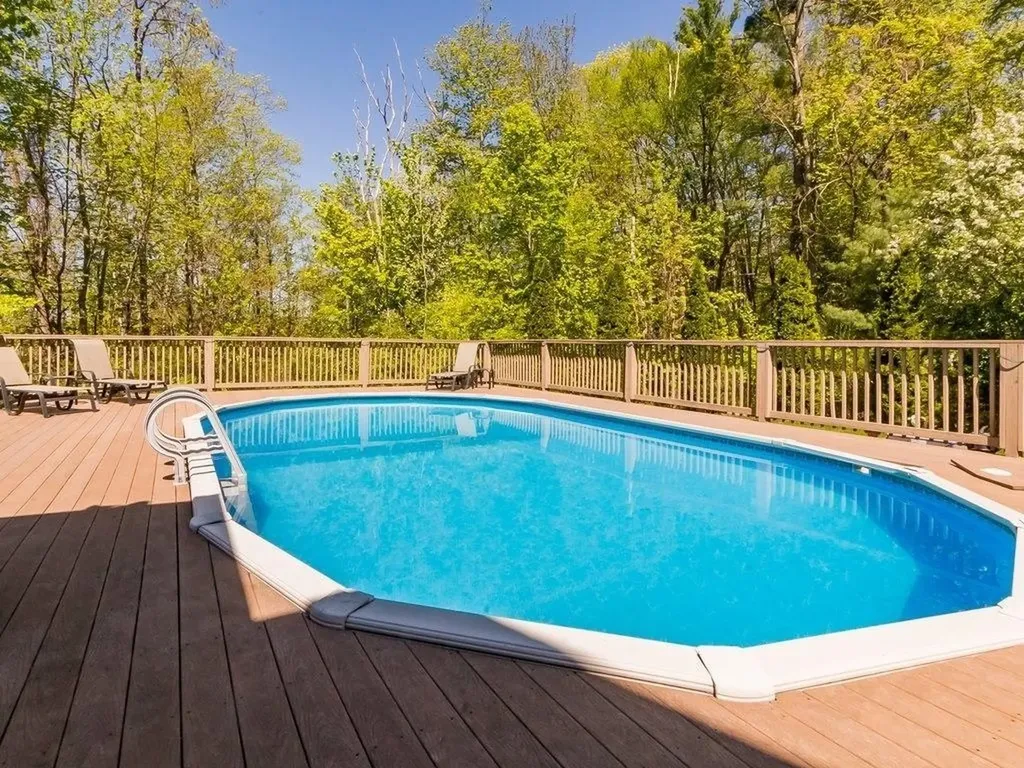 13 Birchwood Circle Bedford NH 03110