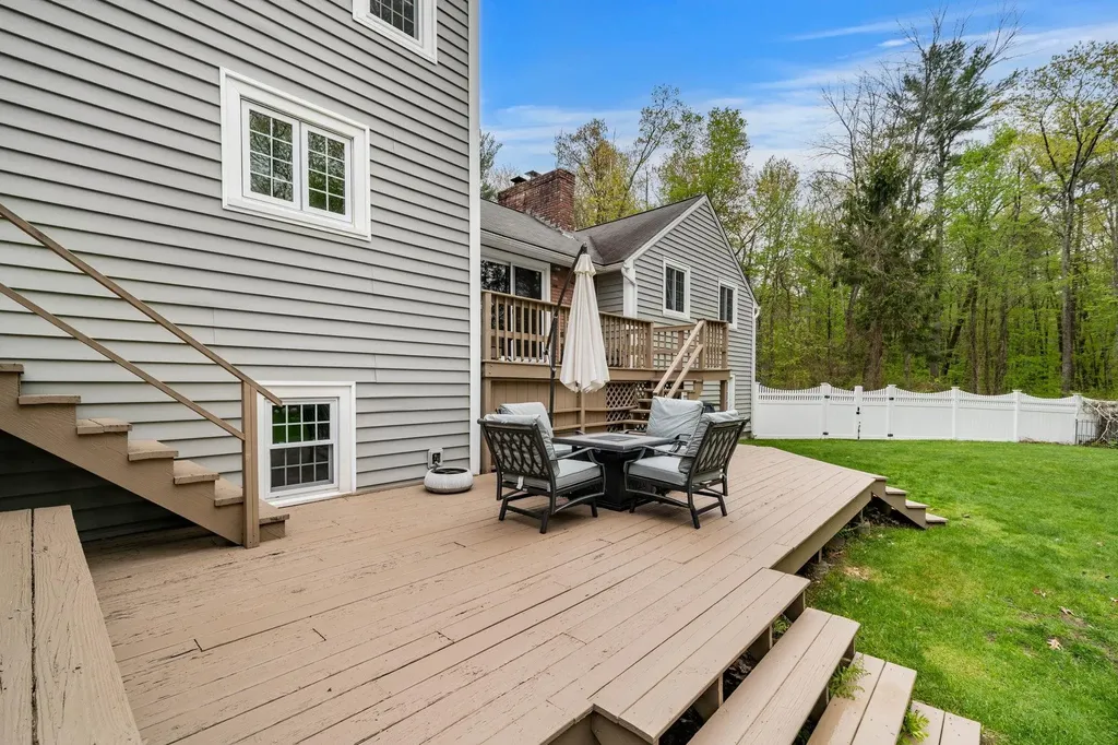 13 Birchwood Circle Bedford NH 03110
