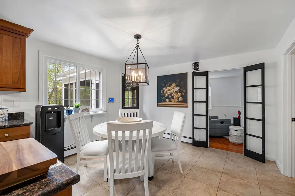 13 Birchwood Circle Bedford NH 03110