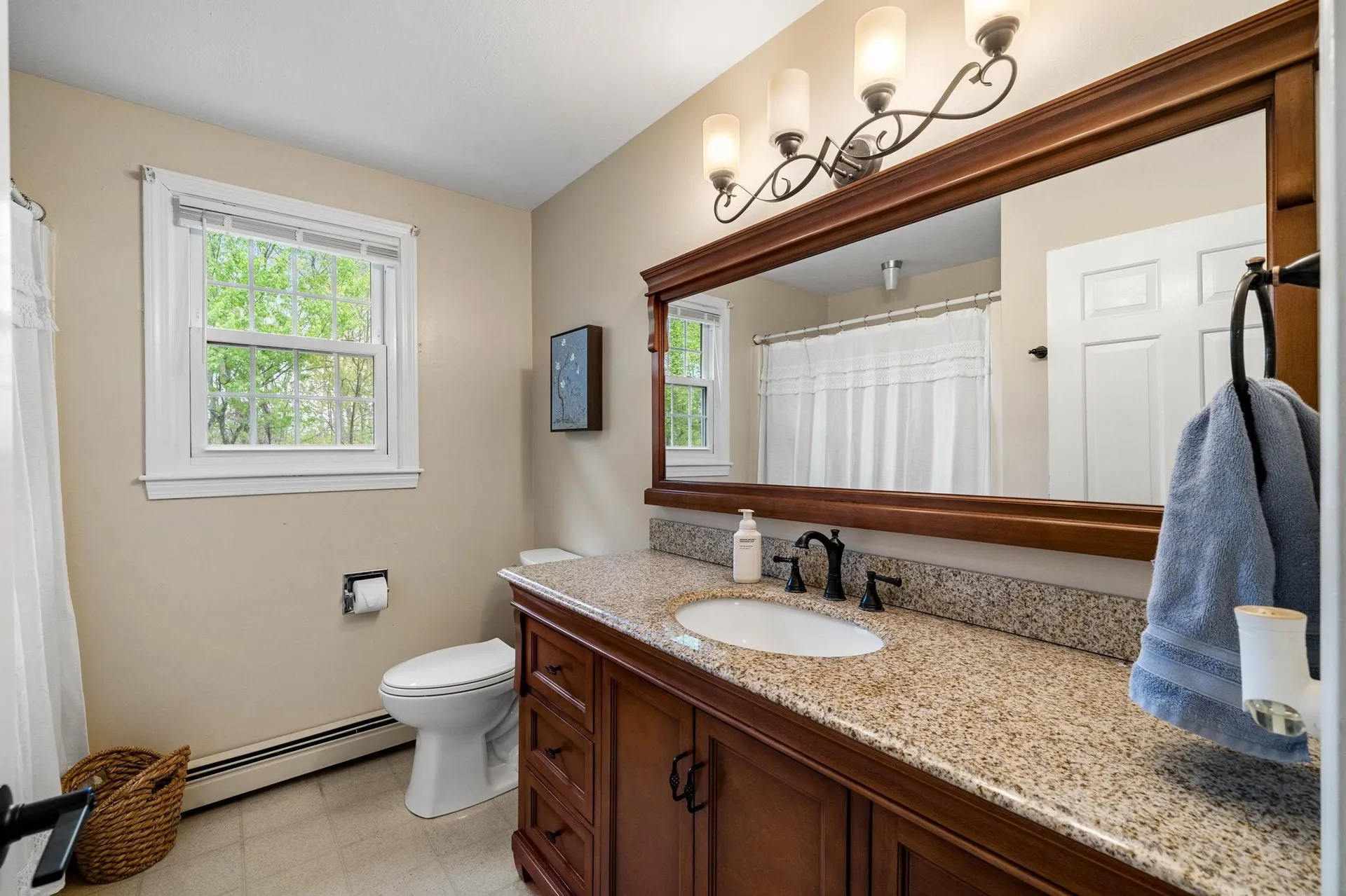 13 Birchwood Circle Bedford NH 03110