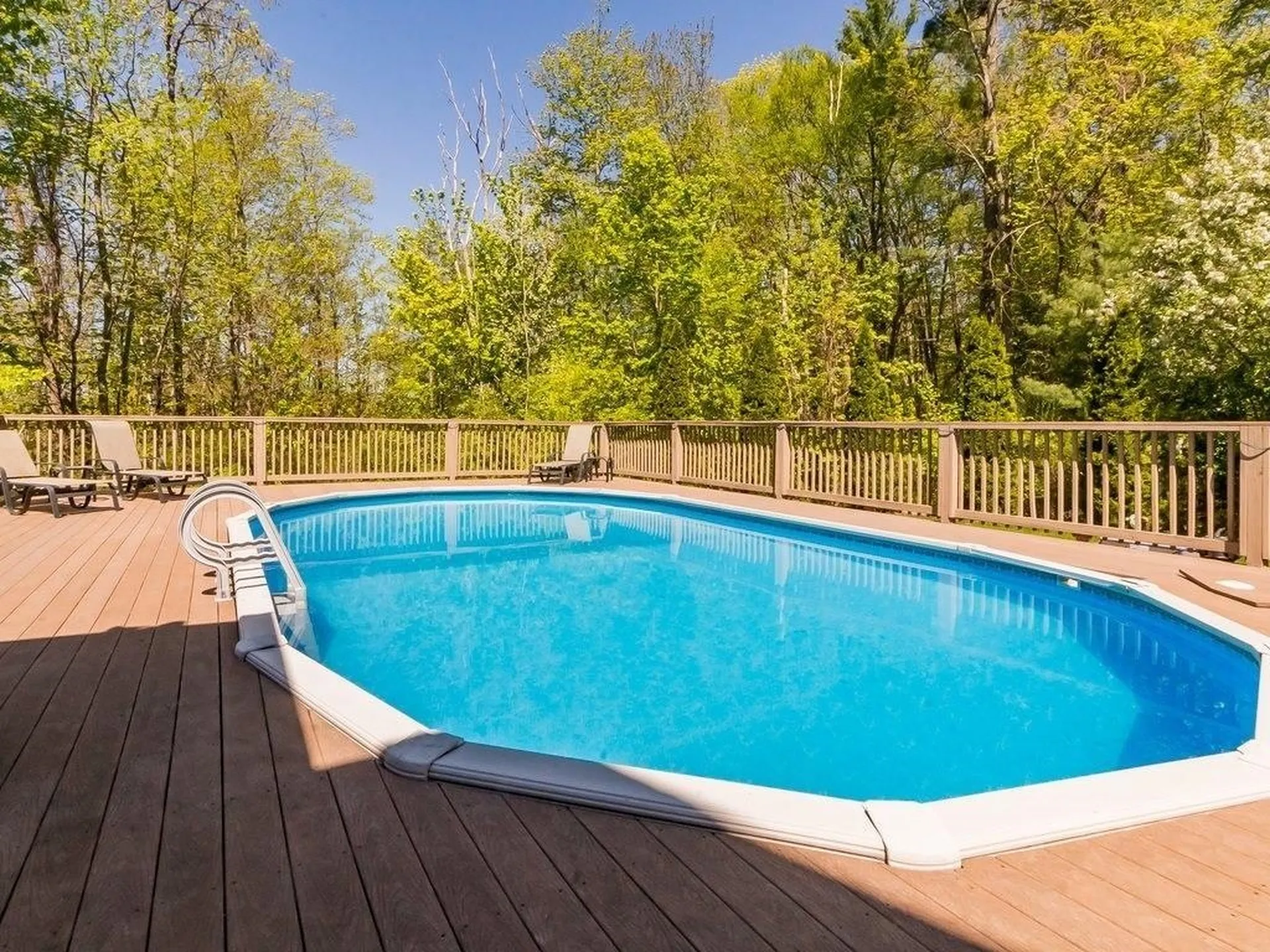 13 Birchwood Circle Bedford NH 03110