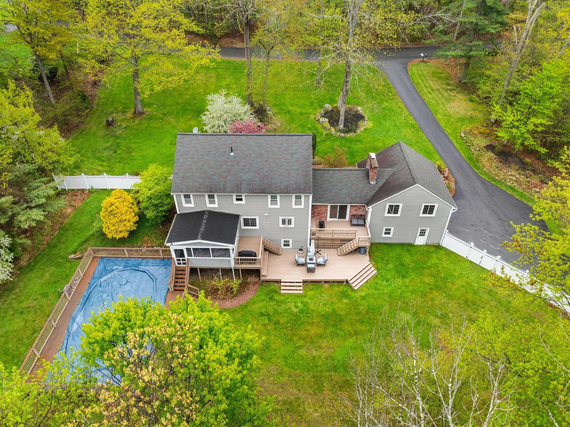 13 Birchwood Circle Bedford NH 03110
