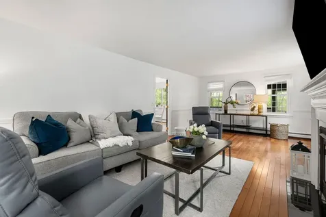 13 Birchwood Circle Bedford NH 03110