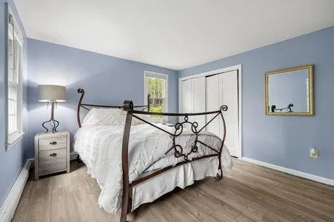 13 Birchwood Circle Bedford NH 03110