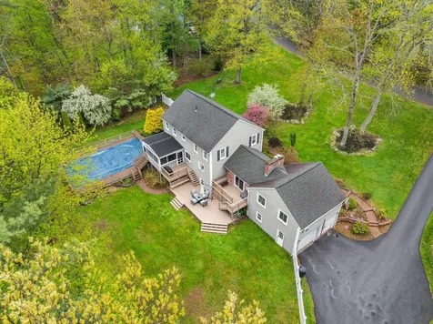 13 Birchwood Circle Bedford NH 03110