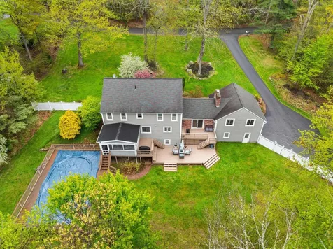 13 Birchwood Circle Bedford NH 03110