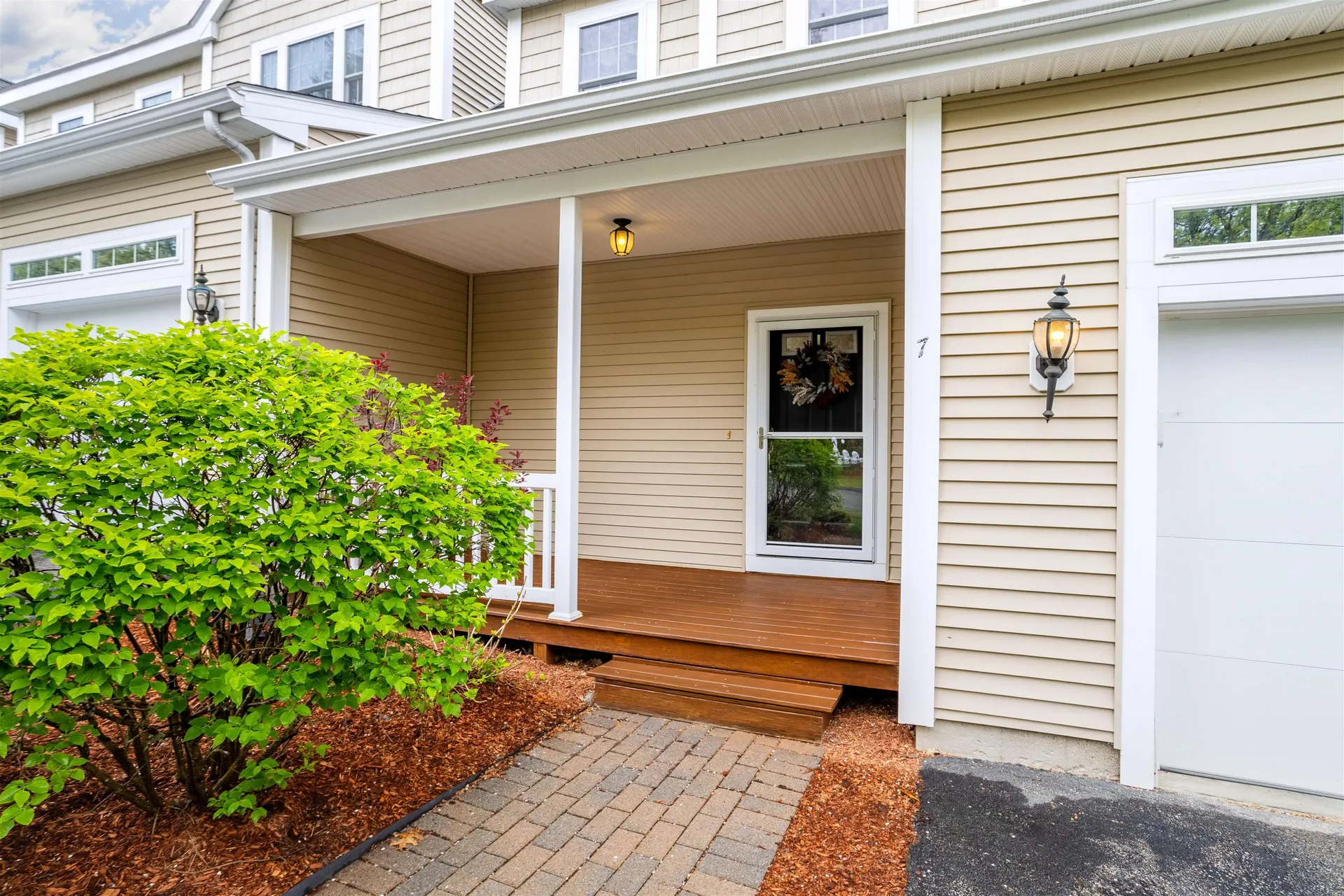 7 Augustus Circle Merrimack NH 03054