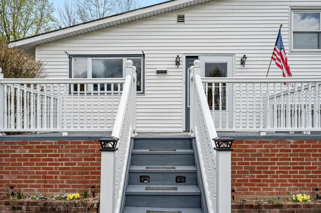734 East Barre Street Barre Town VT 05641