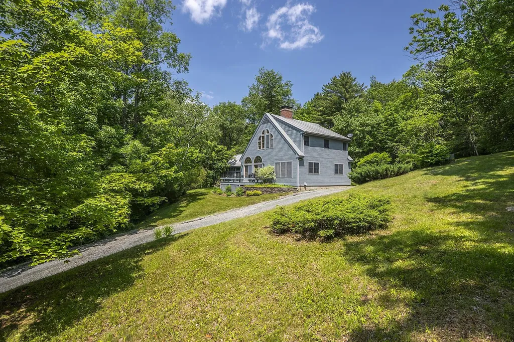 3440 Route 44 West Windsor VT 05037