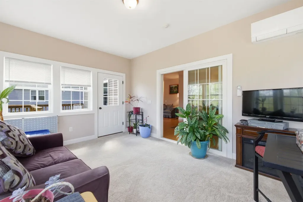 29 Butternut Lane Laconia NH 03246