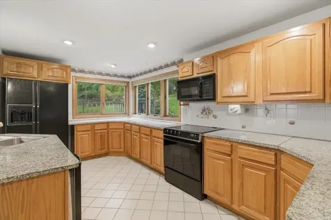 166 Cardinal Lane Bennington VT 05201