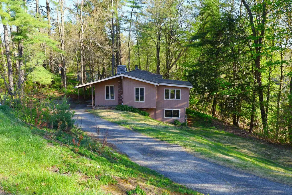38 Marshall Avenue Hartford VT 05001