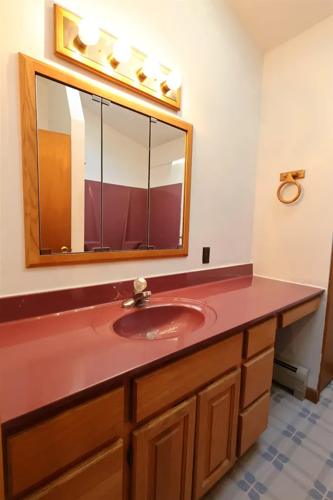 38 Marshall Avenue Hartford VT 05001