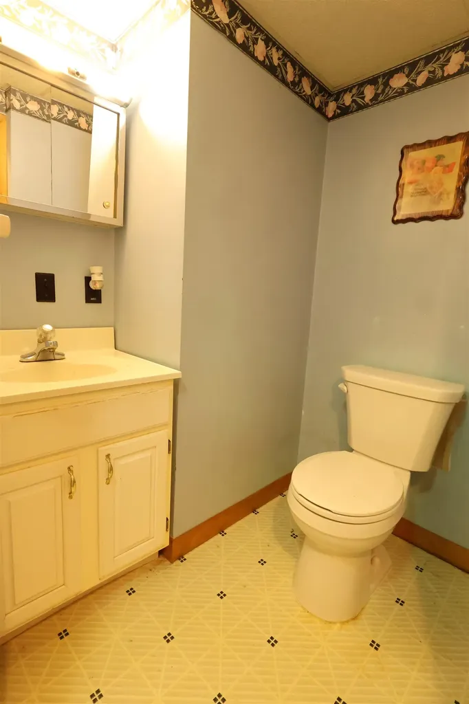 38 Marshall Avenue Hartford VT 05001