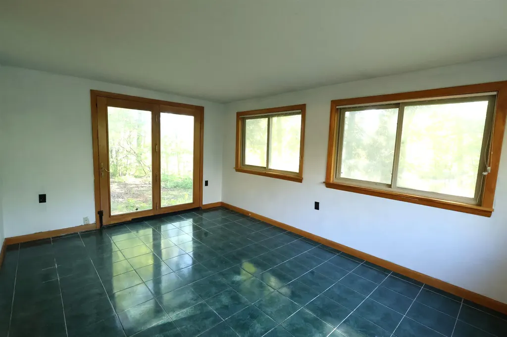 38 Marshall Avenue Hartford VT 05001