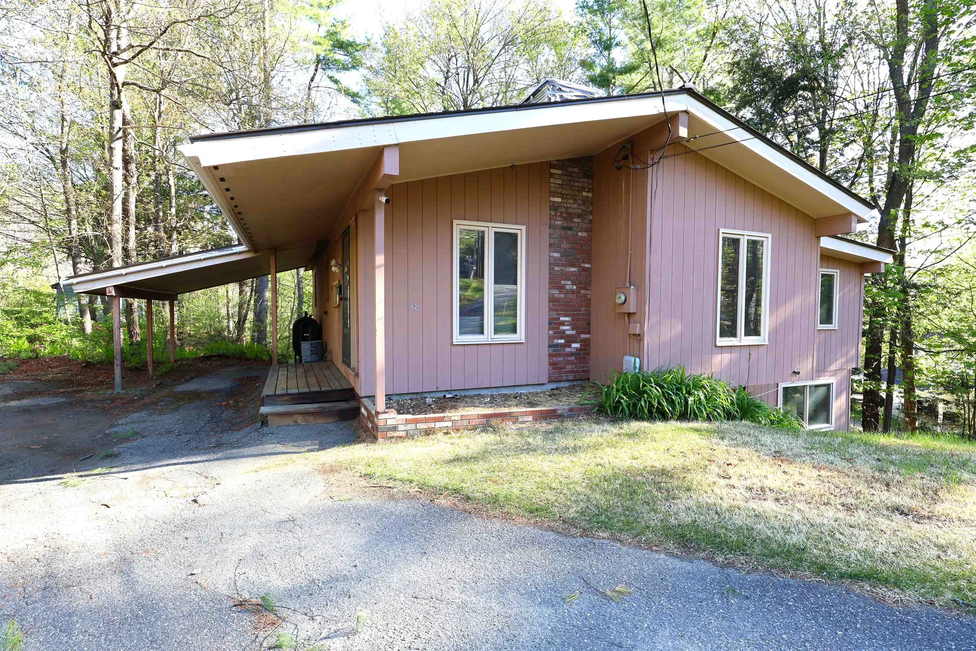 38 Marshall Avenue Hartford VT 05001