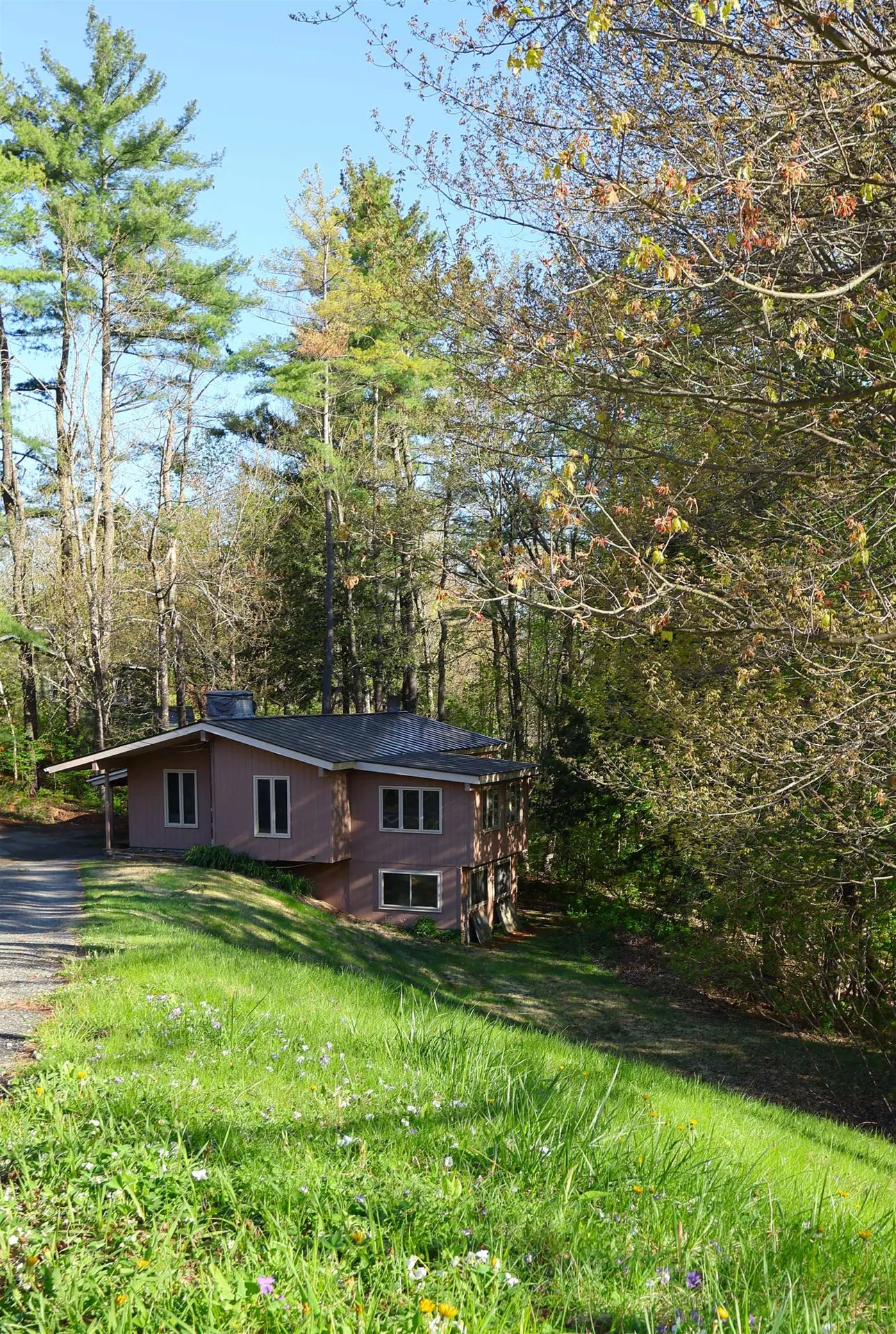 38 Marshall Avenue Hartford VT 05001