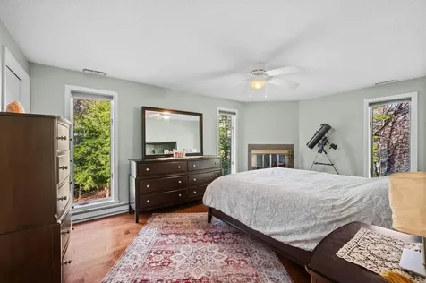 9 Garrison Lane Madbury NH 03823