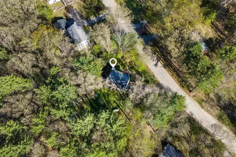 9 Garrison Lane Madbury NH 03823