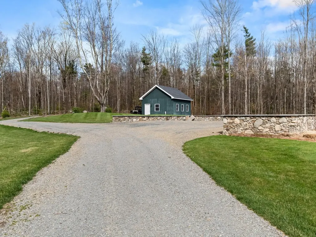 118 Brigham Hill Lane Essex Junction VT 05452
