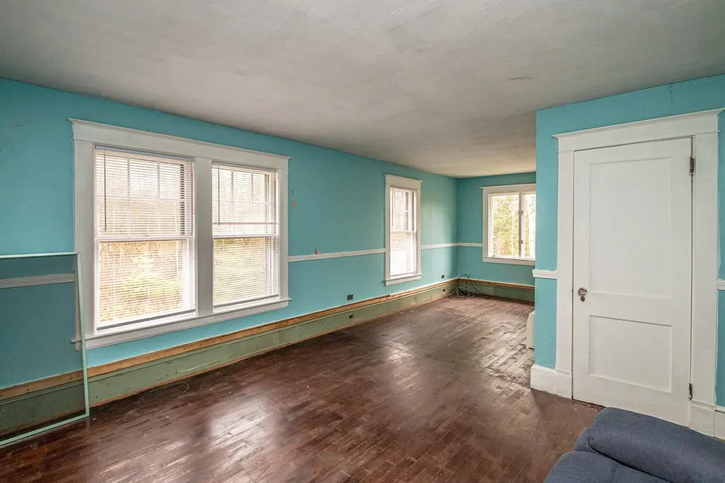 42 Elm Street Lunenburg VT 05906