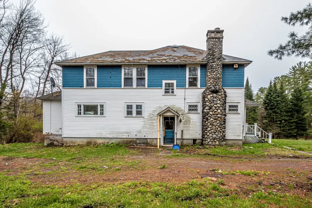 42 Elm Street Lunenburg VT 05906