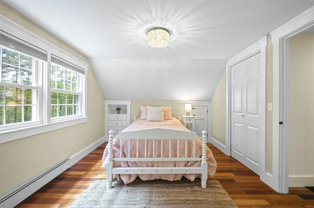5 N Meadow Road Amherst NH 03031